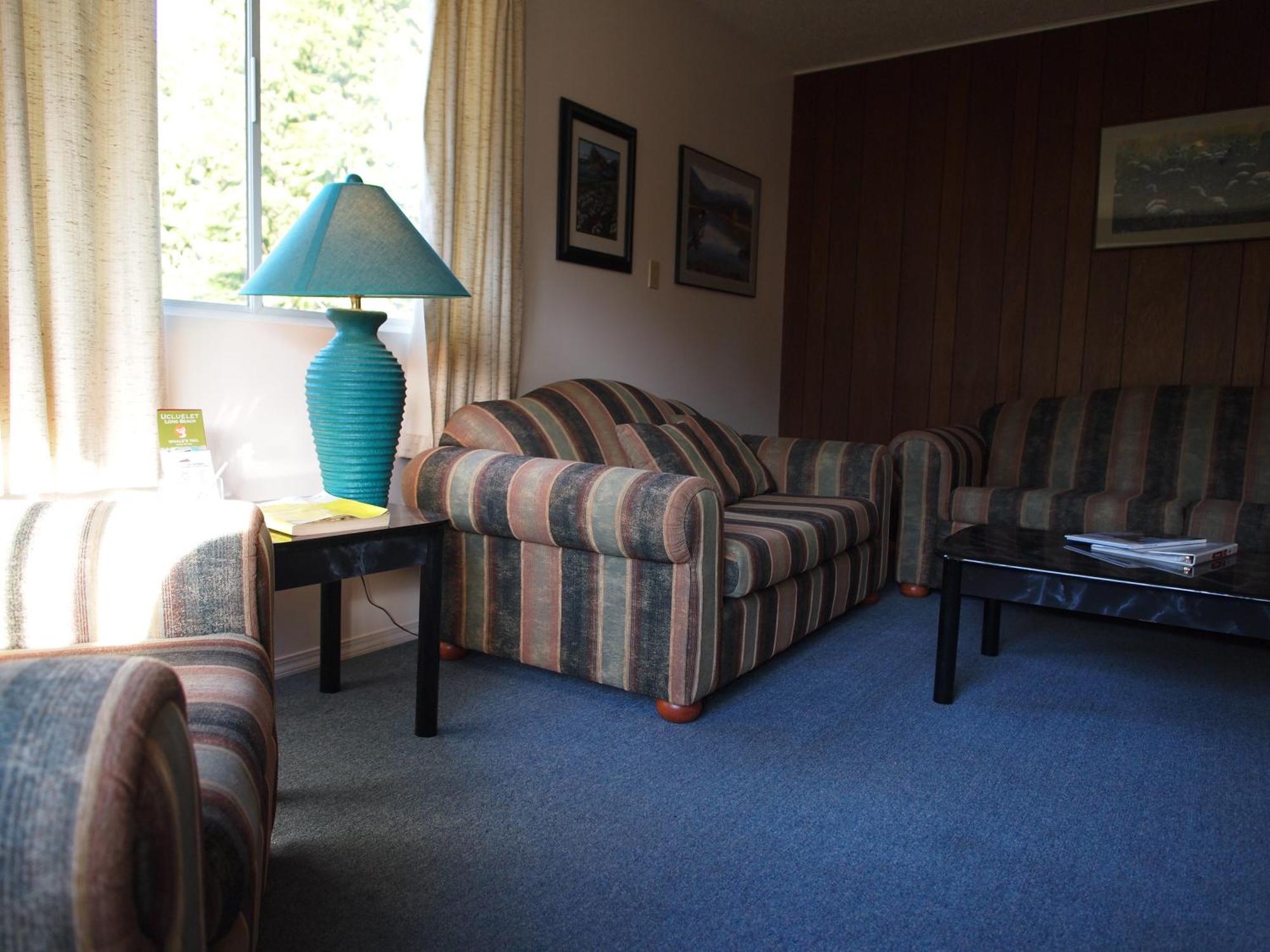 Whale'S Tail Guest Suites Ucluelet Εξωτερικό φωτογραφία